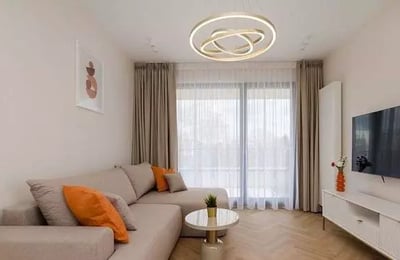 Long-term renta 3-room apartment with balcony and parking in Mokotów, Warsaw