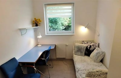 Long-term rental 3-room renovated apartment with internet in Swojczyce, Wrocław