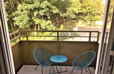 Long-term rental 3-room renovated apartment with internet in Swojczyce, Wrocław