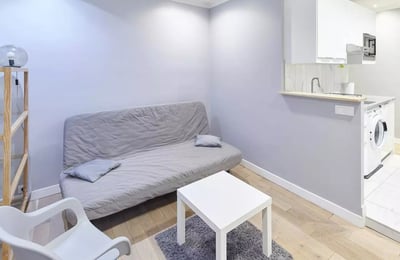 Long-term rental 2-room apartment 40m², Paris