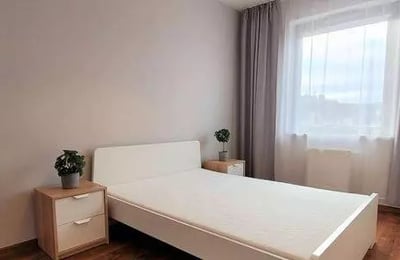 Long-term rental modern 2-room apartment in prestigious new complex Ogrody Hallera, Wrocław, Poland