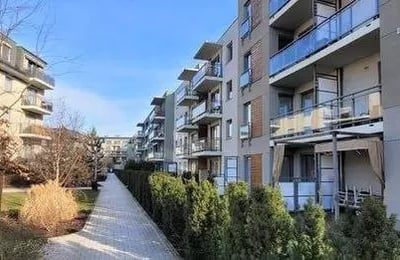 Long-term rental modern 2-room apartment in prestigious new complex Ogrody Hallera, Wrocław, Poland