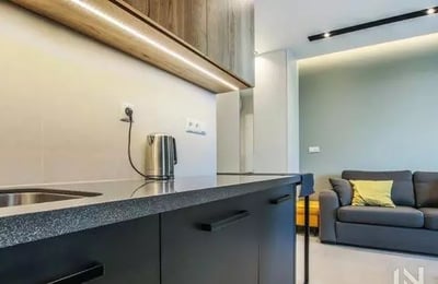 Долгосрочная аренда уютной квартиры рядом с рекой Вислой в Кракове