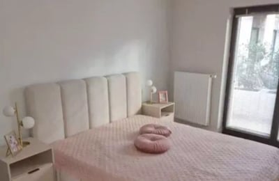 Long-term rent spacious apartment in Wrocław city center with balcony