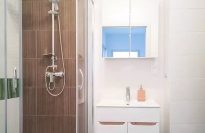 Long-term rent spacious apartment with pet-friendly in Wrocław