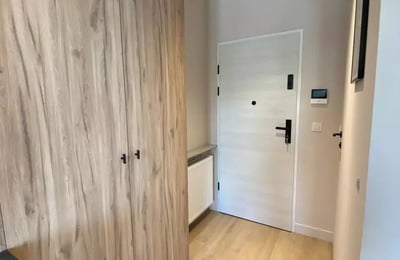 Long-term rental of a 2-room apartment in the center of Wrocław — perfect for a couple