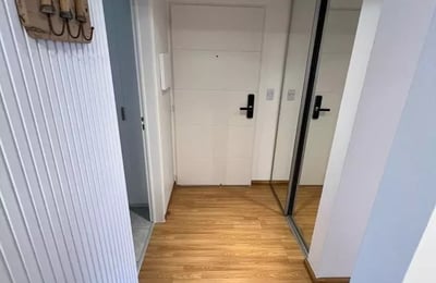 Alquiler a largo plazo monoambiente con balcón y lavadora en Núñez, Buenos Aires