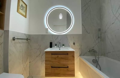 Long-term rental 2-room apartment with balcony and AC in Wrocław