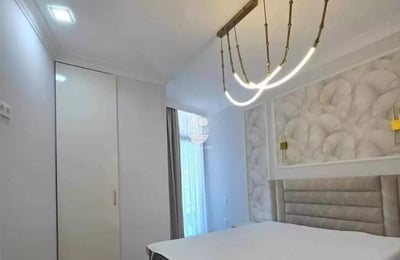 Alquiler a largo plazo apartamento de 2 dormitorios con balcón y vista al mar, Shartava 16, Batumi