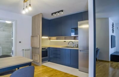 Long-term rent 3-room apartment in Vračar, Belgrade, 58m², with air conditioning and dishwasher