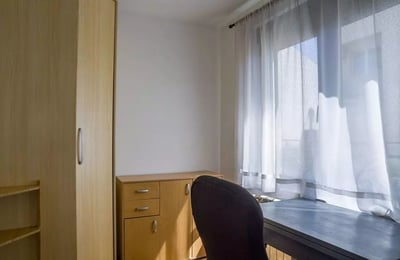 Long-term rent 3-room apartment in Vračar, Belgrade, 58m², with air conditioning and dishwasher