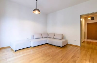 Долгосрочная аренда 2к квартира в центре Белграда, 35м², можно с питомцами