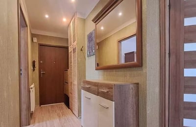 Long-Term rental 2-room apartment with separate kitchen in Sępolno, Wrocław