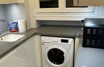 Long-term rental of a 2-room apartment in the 16th arrondissement, Paris, France