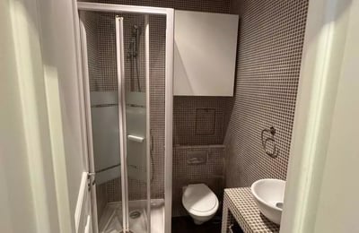 Long-term rental studio 22 m² in the 16th arrondissement, Paris, France