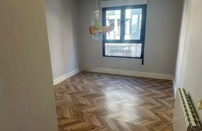 Long-term rental of a cozy 3-bedroom apartment with heating and AC in Elche, Spain