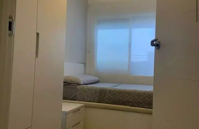 Long-term rental of a spacious apartment 110 m² with AC and parking space in Alicante