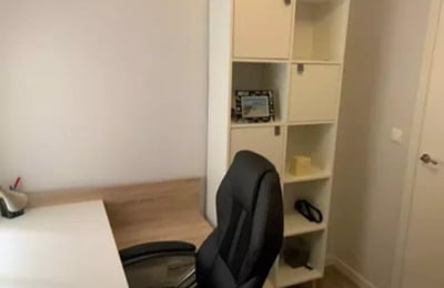 Long-term rental of a spacious apartment 110 m² with AC and parking space in Alicante