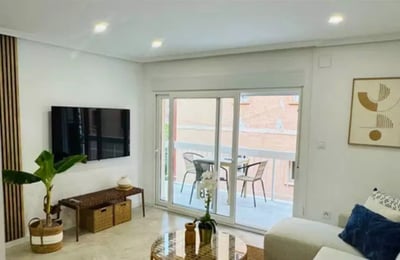 Long-term rent cozy apartment 80m2 in Alicante, Spain