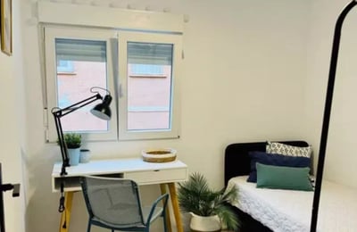 Long-term rent cozy apartment 80m2 in Alicante, Spain