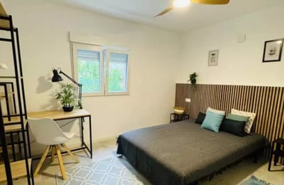 Long-term rent cozy apartment 80m2 in Alicante, Spain