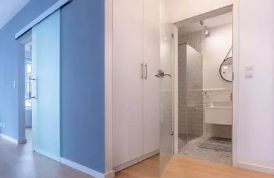 Long-term rental cozy 2-room apartment with balcony in Mokotów district, Warsaw, Poland