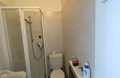 Alquiler a largo plazo apartamento de 5 habitaciones 112m² con balcón en el distrito 16 de París