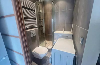 Long-term rental studio 14m² with balcony in Paris suburb — Boulogne-Billancourt, France