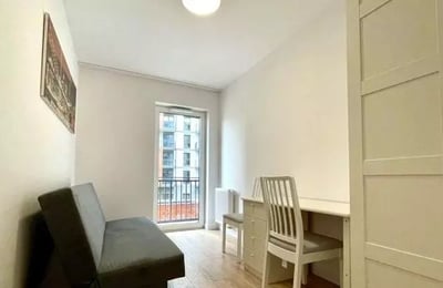 Long-term rental 3-room apartment 55 m² in Stare Miasto area, Wrocław, Poland