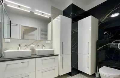 Long-term rental 3-room apartment 55 m² in Stare Miasto area, Wrocław, Poland