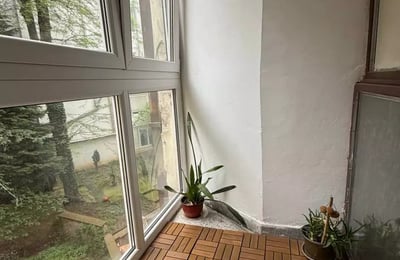 Долгосрочная аренда в Белграде: 2к квартира 65м² с техникой и отоплением