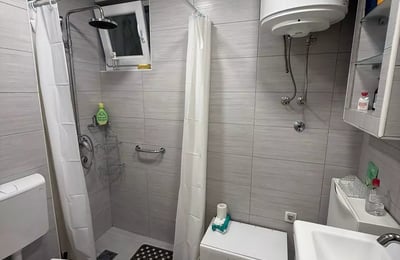 Долгосрочная аренда в Белграде: 2к квартира 65м² с техникой и отоплением