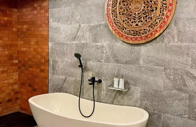 Long-term rental in Bali new villa with pool and bathroom in Kemenuh area