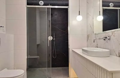 Long-term rental in Kraków new 3-room apartment, 70 m², with private terrace in Bronowice district