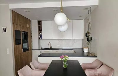 Long-term rental in Kraków stylish 3-room apartment, 57 m², with balcony in a high-standard building, Grzegórzki district