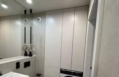 Alquiler a largo plazo moderno departamento de 3 habitaciones con balcón en la zona de Dębniki, Cracovia