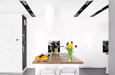 Long-term rental — 3-room apartment with balcony and parking, Żoliborz, Warsaw