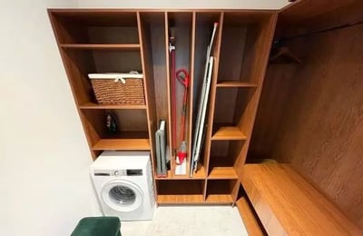 Long-term rental in Warsaw, Wola — 3-room 70 m² apartment with balcony, air conditioning, and smart home system