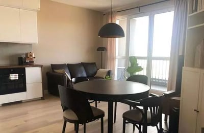 Long-term rental in Warsaw — 3-room 56 m² apartment with balcony and air conditioning on Pieskowa Skała Street, Ursynów