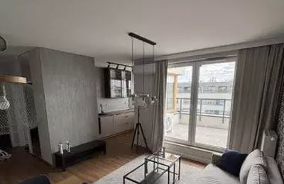 Долгосрочная аренда в Кракове — 2-комнатная квартира 42 м² с балконом на ул. Piltza, район Dębniki