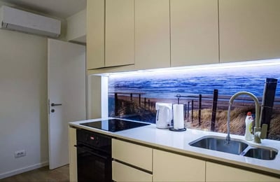 Long-term rental in Belgrade — 51 m² three-room apartment with balcony and appliances near the city center