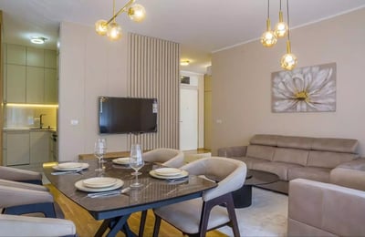 Long-term rental in Belgrade — brand new 81 m² three-room apartment in the Čukarica district with air conditioning and parking space