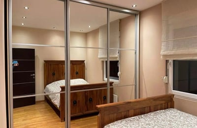 Long-term rental in Belgrade — spacious 2-room 58 m² apartment with appliances and AC in Zemun near a park