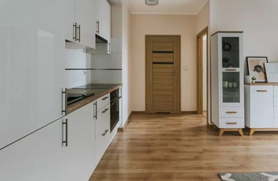 Long-term rental in Wrocław — 40 m² apartment in Angel River complex with parking, gym & spa near city center