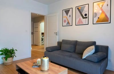 Long-term rental in Wrocław — 43 m², 3-room apartment in Angel City with separate kitchen, gym and parking