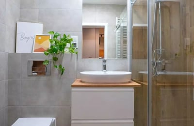 Long-term rental in Wrocław — 43 m², 3-room apartment in Angel City with separate kitchen, gym and parking