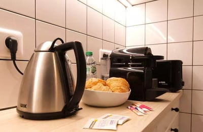 Alquiler a largo plazo en París — piso de 84 m², 3 habitaciones con terraza y ascensor en el distrito 16