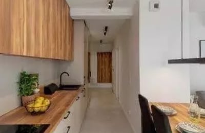 Long-term rental of a cozy 41 m² 2-room apartment with a balcony in the Mistrzejowice district, Krakow