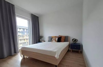 Долгосрочная аренда современной 3-комнатной квартиры 54 м² с балконом в районе Подгуже, Краков