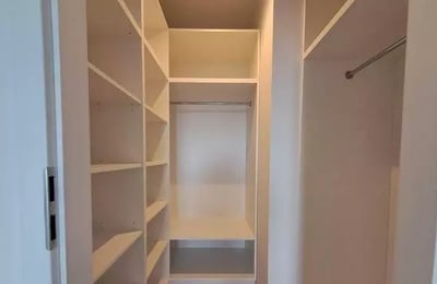 Долгосрочная аренда современной 3-комнатной квартиры 54 м² с балконом в районе Подгуже, Краков